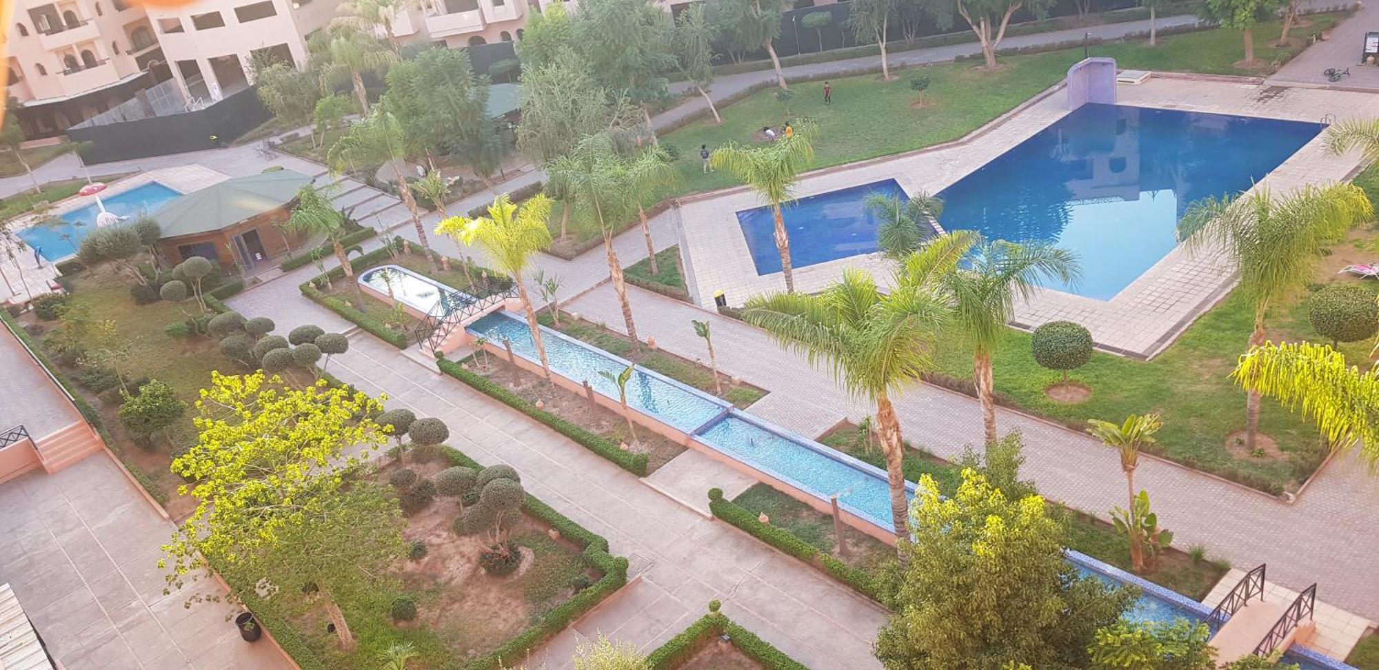 Un Moderne Chic Appartement Vue Sur Piscine Marrakesh Luaran gambar